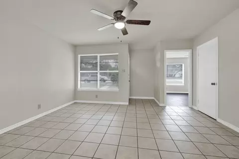 334336 Craddock Ave, San Marcos, TX 78666