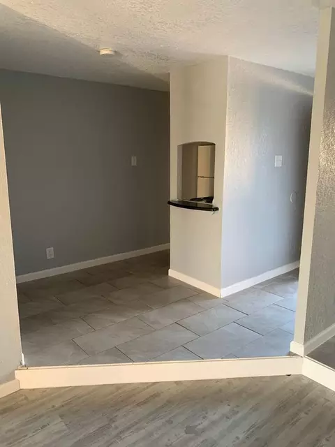 5720 S Alameda St, Corpus Christi, TX 78412