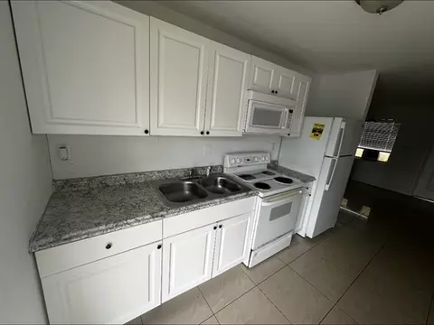 809 Avenue G, Fort Pierce, FL 34950