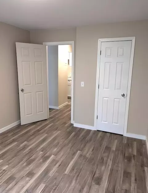 2271 Atlantic St, Maplewood, MN 55109 photo 9