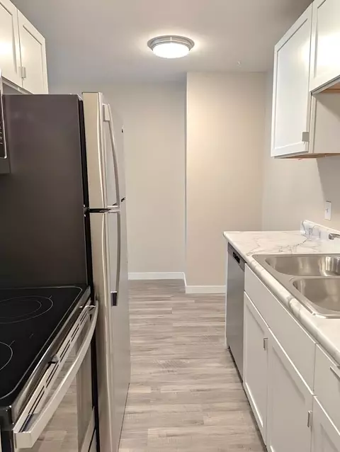 2271 Atlantic St, Maplewood, MN 55109 photo 3