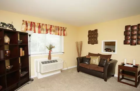 4103 Stokes Dr, Baltimore, MD 21229