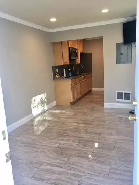 27677 Leidig Ct, Hayward, CA 94544