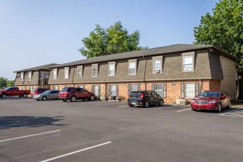 1815 Greentree Blvd, Clarksville, IN 47129
