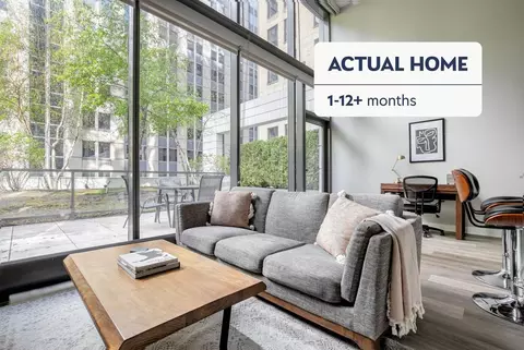 210 N Wells St, Chicago, IL 60606