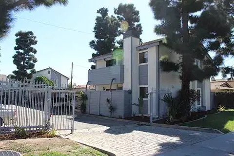 13822 Arthur Ave, Paramount, CA 90723 photo 5