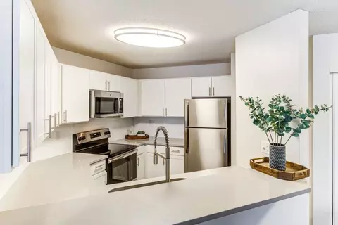 7450 Highway 7, Saint Louis Park, MN 55426