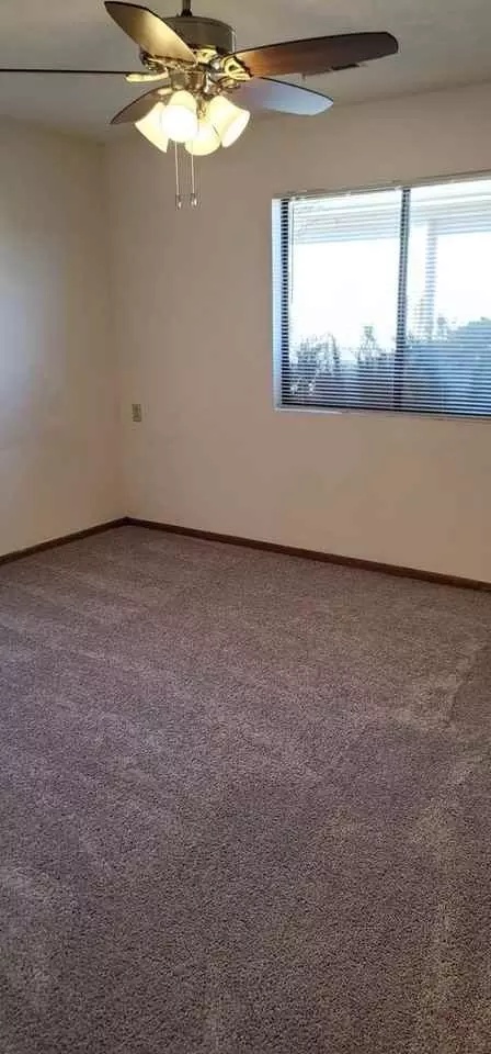 Grover St, Omaha, NE 68106