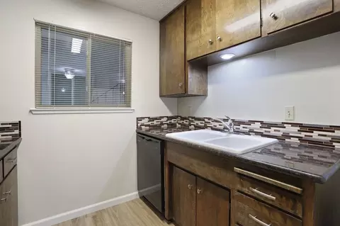 1301 W Lodi Ave, Lodi, CA 95242