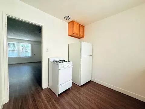 1120 Chestnut Ave, Long Beach, CA 90813 photo 5