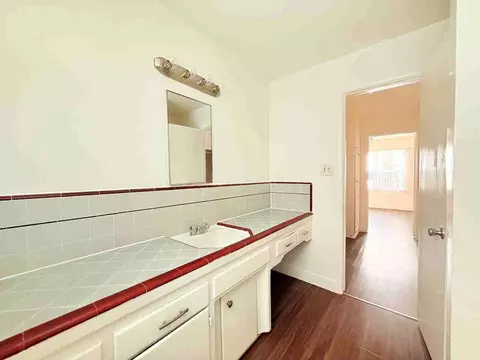 1120 Chestnut Ave, Long Beach, CA 90813 photo 11
