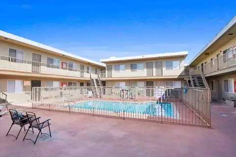 14108 Doty Ave, Hawthorne, CA 90250 photo 3