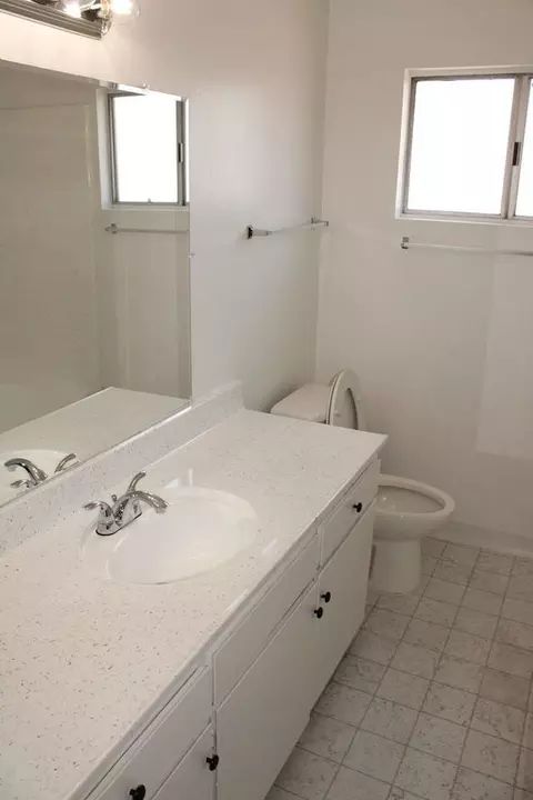 14108 Doty Ave, Hawthorne, CA 90250 photo 12