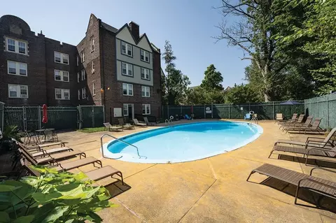 246 W Upsal St, Philadelphia, PA 19119