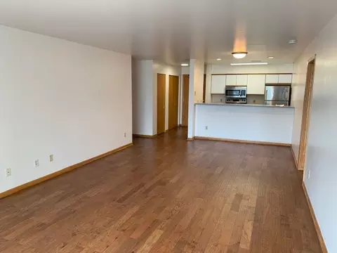 325 N Hamilton St, Madison, WI 53703