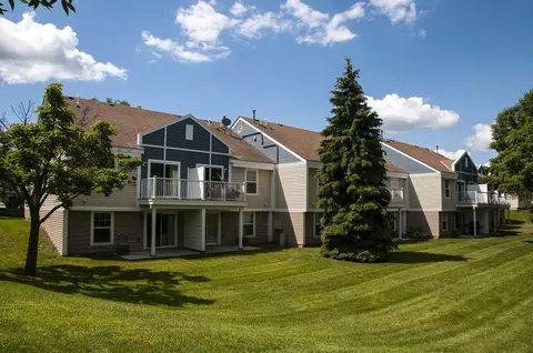 869 Wescott Sq, Eagan, MN 55123 photo 37