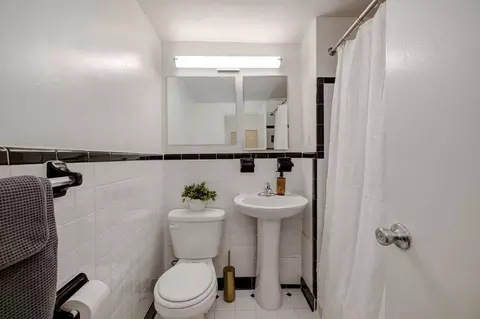 2800 Quebec St NW, Washington, DC 20008 photo 17