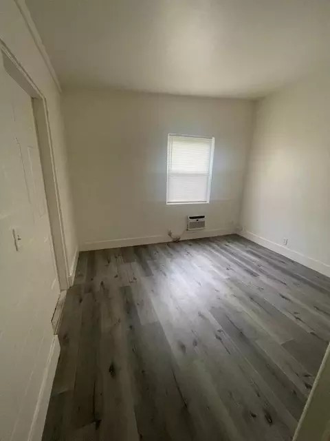320 NE 13th Ave, Boynton Beach, FL 33435