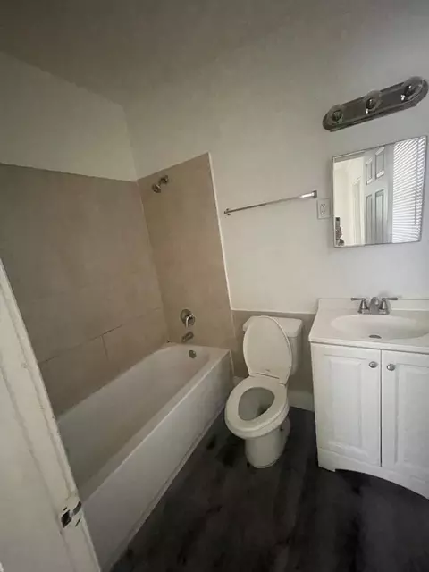 320 NE 13th Ave, Boynton Beach, FL 33435