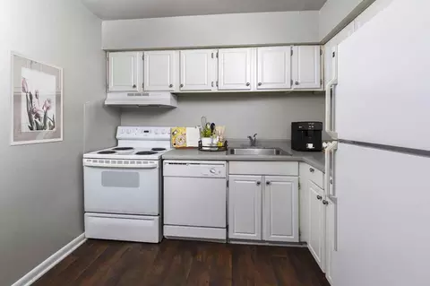 3537 Towne Point Rd, Chesapeake, VA 23321 photo 4