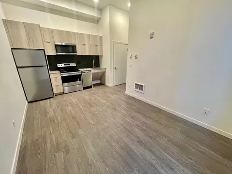 1525 N Webster St, Portland, OR 97217