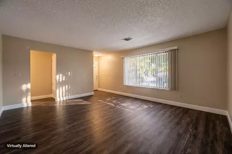 5251 Glide Dr, Davis, CA 95618