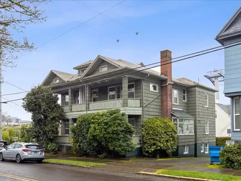 3324 S Kelly Ave, Portland, OR 97239