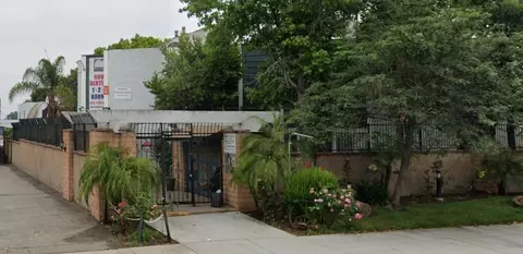 10030 Rosecrans Ave, Bellflower, CA 90706
