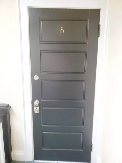 2424 Glenmary Ave, Louisville, KY 40204