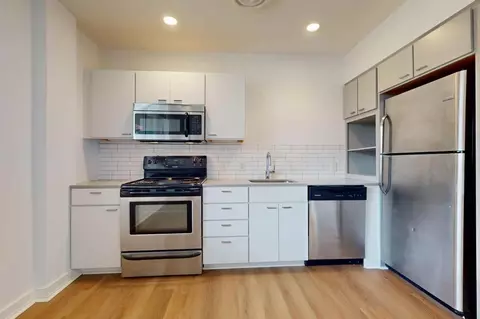 12 E Armour Blvd, Kansas City, MO 64111