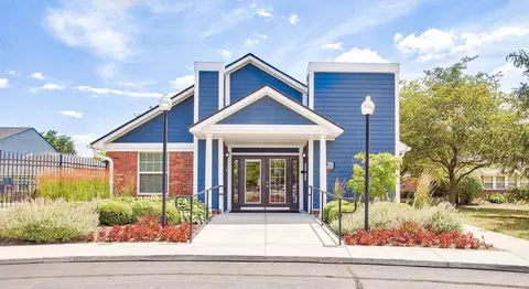 1380 Saylor Dr, Zionsville, IN 46077