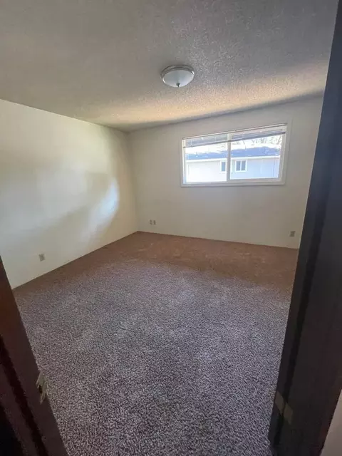 1110 Leigh St, Eugene, OR 97401 photo 8