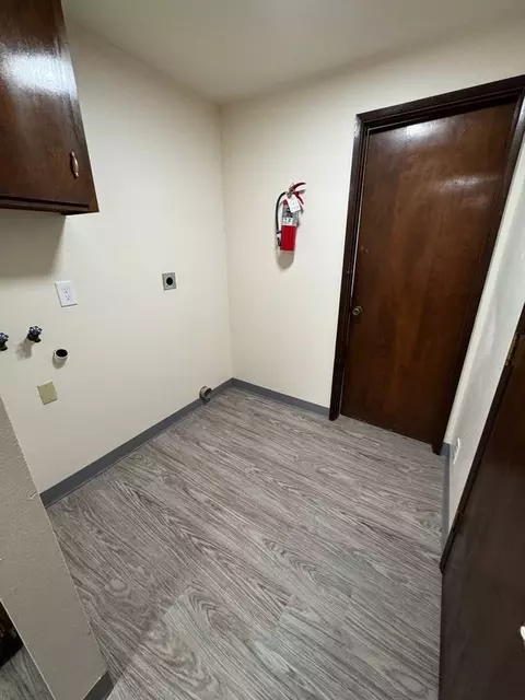 1110 Leigh St, Eugene, OR 97401 photo 6