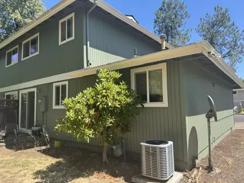 1110 Leigh St, Eugene, OR 97401 photo 10