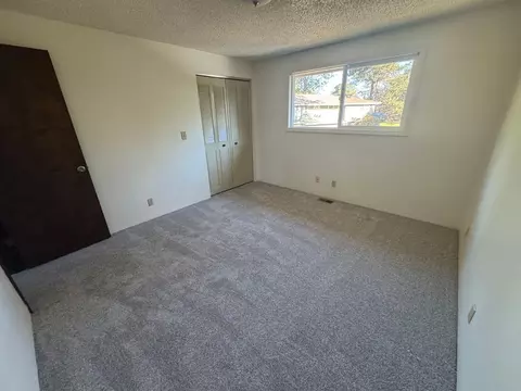 1110 Leigh St, Eugene, OR 97401 photo 7