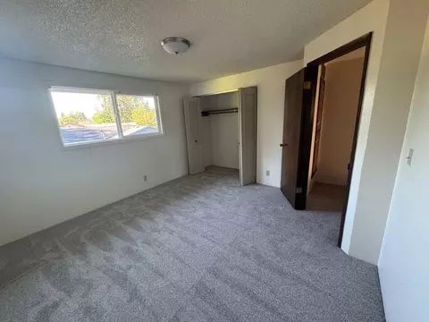 1110 Leigh St, Eugene, OR 97401 photo 6
