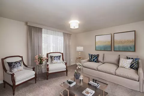907 Aberdeen Ave NE, Renton, WA 98056