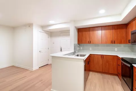 2800 Western Ave, Seattle, WA 98121 photo 38