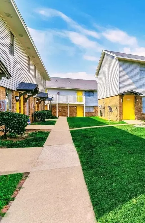 521 N Council Rd, Oklahoma City, OK 73127