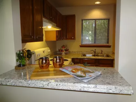 93 Lystra Hills Ln, Chapel Hill, NC 27517