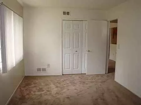 7236 Rutland St, Detroit, MI 48228 photo 4