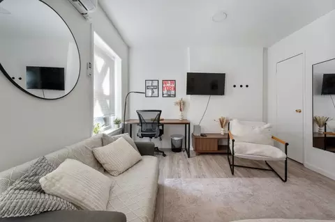 252 E 33rd St, New York, NY 10016