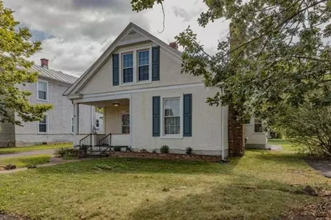 1954 Chestnut Ave, Buena Vista, VA 24416