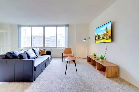 1600 S Eads St, Arlington, VA 22202