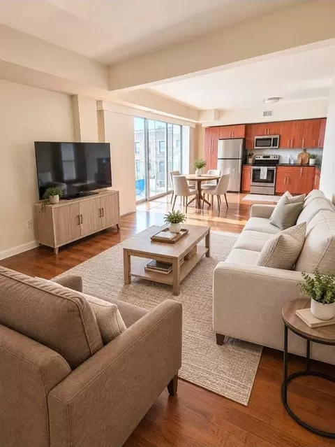 221 E Oregon St, Milwaukee, WI 53204