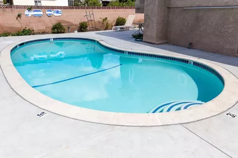 12535 Oxnard St, Los Angeles, CA 91606