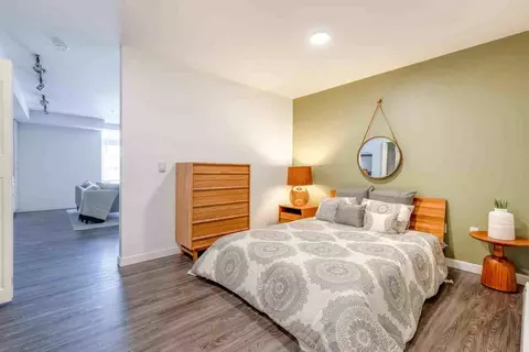 6900 E Green Lake Way N, Seattle, WA 98115 photo 10