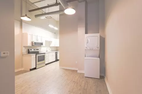920 Broadway Blvd, Kansas City, MO 64105