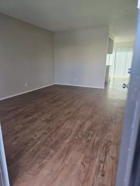9091 Holder St, Cypress, CA 90630 photo 4
