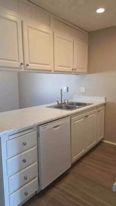 9091 Holder St, Cypress, CA 90630 photo 40